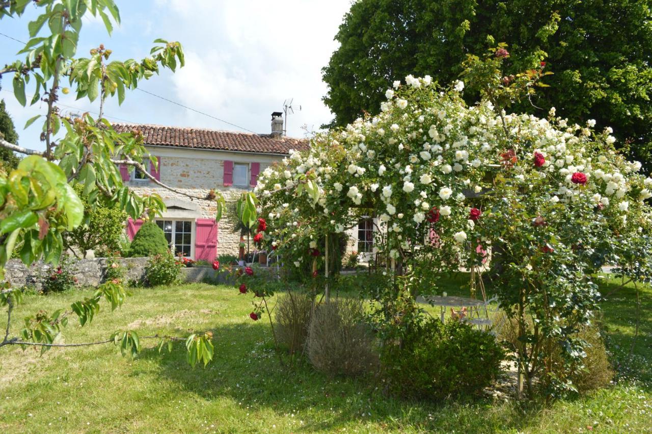 La Pastorale Bed & Breakfast Beurlay ภายนอก รูปภาพ