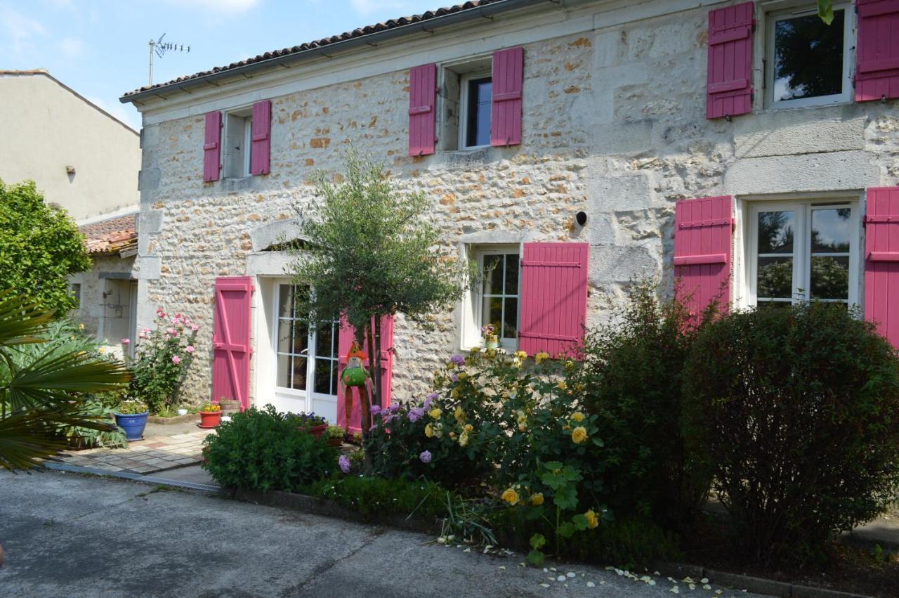 La Pastorale Bed & Breakfast Beurlay ภายนอก รูปภาพ